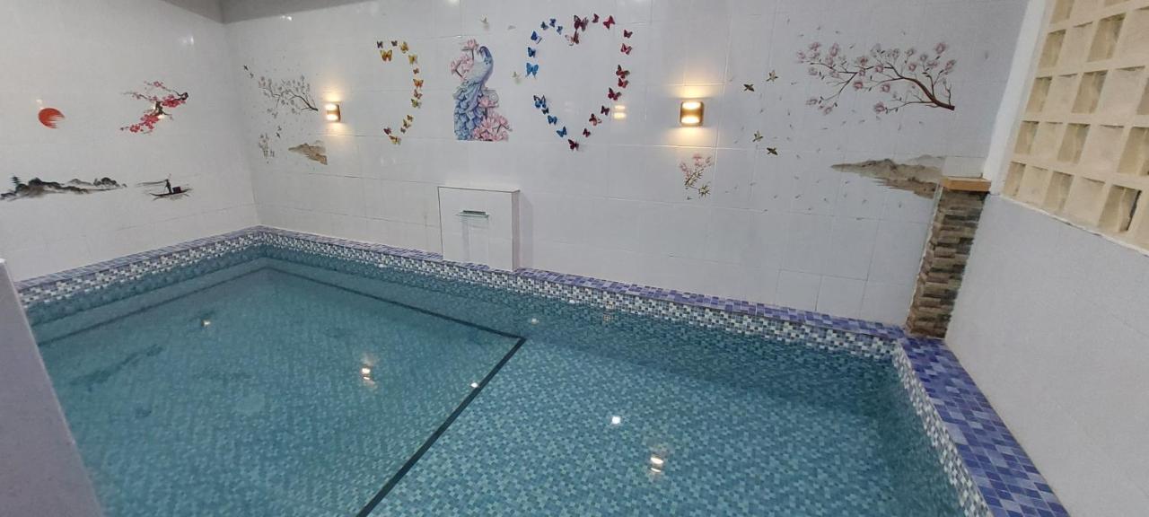 Villa Two One Exotic Private Pool Di Batu バトゥ エクステリア 写真